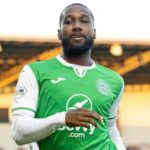 ‘Top professional’ Hoilett agrees new deal at Hibs