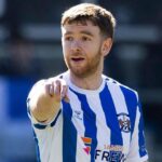 Findlay rejoins McInnes on loan to Hearts from Oxford